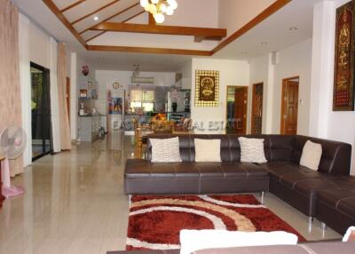 Baan Dusit Pattaya Lake 2 House for sale in South Jomtien, Pattaya. SH6687