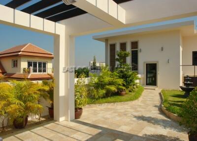 Island View Residence House for sale in Jomtien, Pattaya. SH6797