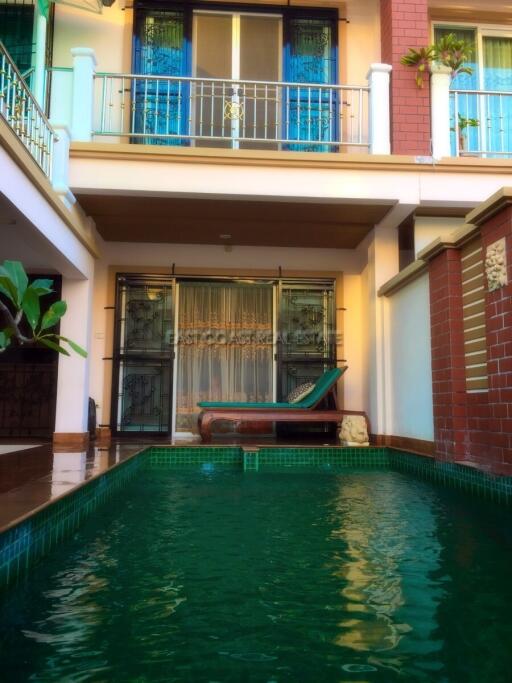 Pratumnak Townhouse  House for sale in Pratumnak Hill, Pattaya. SH6864