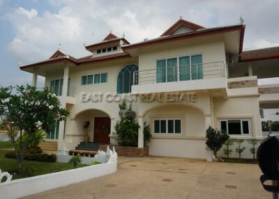 Chang Walk  House for sale in East Pattaya, Pattaya. SH7184