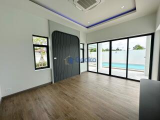 5 Bedrooms House East Pattaya H011777