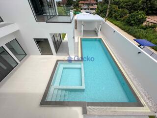 5 Bedrooms House East Pattaya H011777