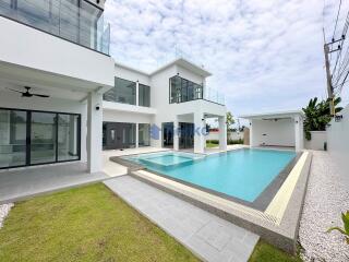 5 Bedrooms House East Pattaya H011777