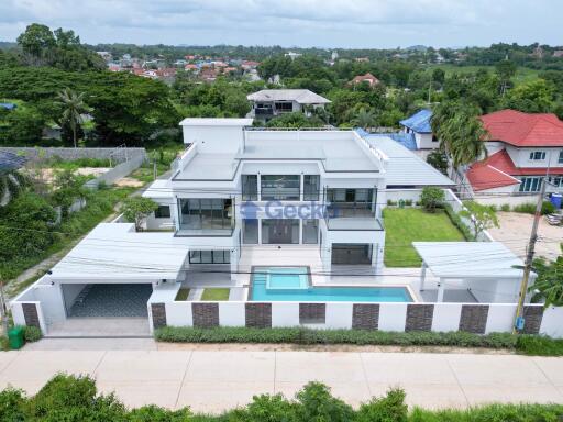 5 Bedrooms House East Pattaya H011777