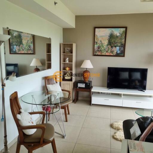 2 bedroom Condo in Unixx Pattaya