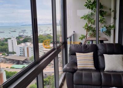 2 bedroom Condo in Unixx Pattaya