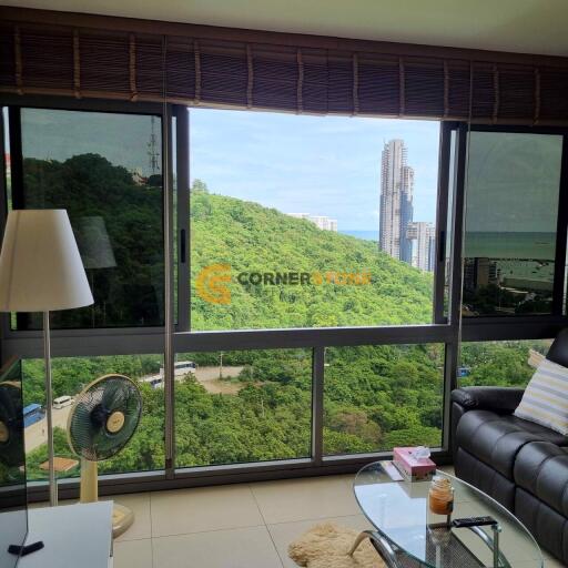 2 bedroom Condo in Unixx Pattaya