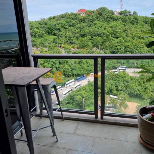 2 bedroom Condo in Unixx Pattaya