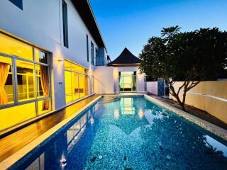 Charming 4-bedroom poolvilla in Na-Jomtien