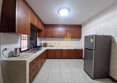 2 Bedrooms Townhouse in Royal Green Park East Pattaya H012015