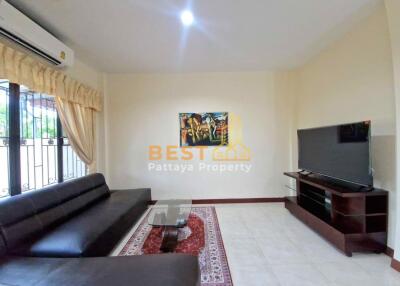 2 Bedrooms Townhouse in Royal Green Park East Pattaya H012015