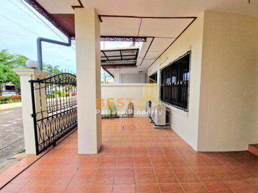 2 Bedrooms Townhouse in Royal Green Park East Pattaya H012015