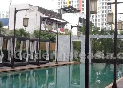 1 Bedroom Condo on High Floor for Rent at The Address Sathorn