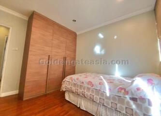 2 Bedrooms Furnished Condo at Baan Siri Sukhumvit 10