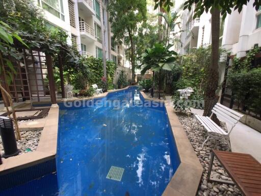 2 Bedrooms Furnished Condo at Baan Siri Sukhumvit 10