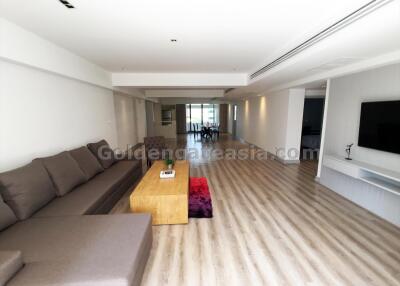 3 Bedrooms Furnished Apartment For Rent - Sukhumvit, Asok
