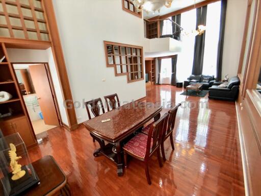 4 Bedrooms Townhouse in Secure Compound - Sukhumvit 55 (Thonglor)