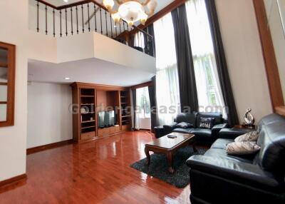 4 Bedrooms Townhouse in Secure Compound - Sukhumvit 55 (Thonglor)