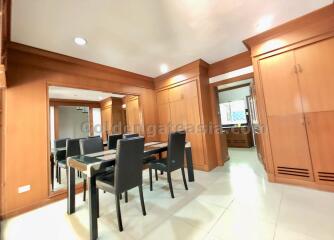 4 Bedrooms Townhouse in Secure Compound - Sukhumvit 55 (Thonglor)