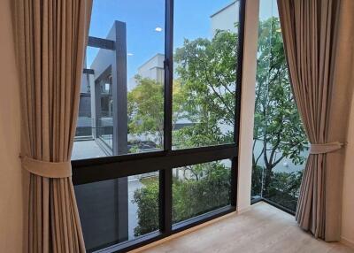 VIVE Krungthep Kreetha - Spacious Luxury House with 4 Bedrooms and Stunning Amenities