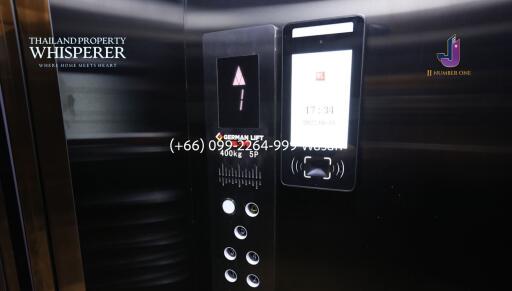 Elevator control panel with display screen