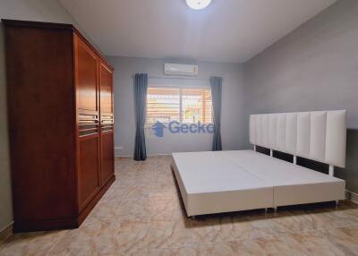 2 Bedrooms House in Raviporn City Home Village East Pattaya H011782
