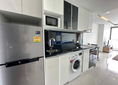 Studio Condo in Wongamat Tower Wongamat C011779