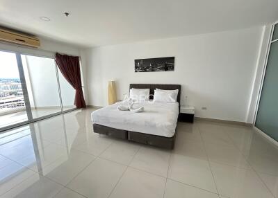 City & Ocean View 1 Bed 2 Bath Condo in Central Pattaya ABPC0570