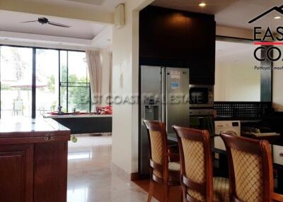 Paradise Villa 2 House for sale in East Pattaya, Pattaya. SH11875