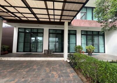 Spacious Four-Bedroom House for Rent in Mae Hia