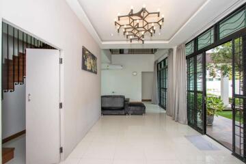 Spacious Four-Bedroom House for Rent in Mae Hia