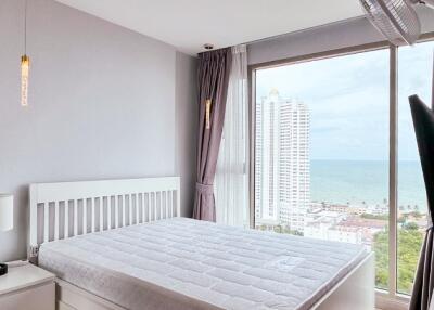For RENT! The Riviera Jomtien 1 Bedroom 35 Sqm Fully Furnished Room with Modern Amenities Near Jomtien Beach