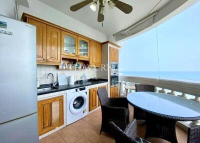 Condo for sale studio 55 m² in Park Beach Condominium, Pattaya