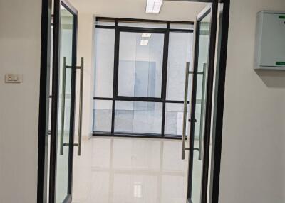 Office Space for Rent on Rama 3 Road, Bang Kho Laem, Bangkok