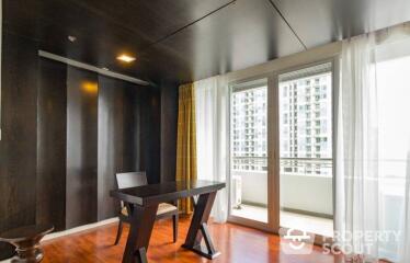 2-BR Condo at Park Thonglor Tower near BTS Thong Lor