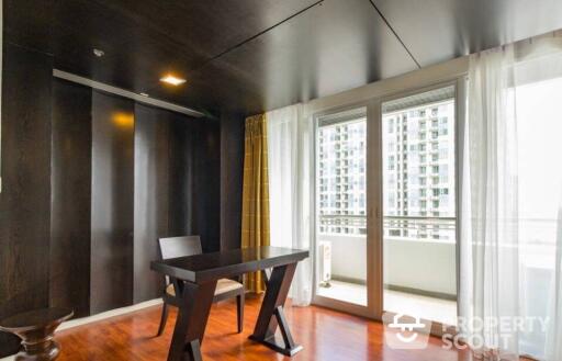 2-BR Condo at Park Thonglor Tower near BTS Thong Lor