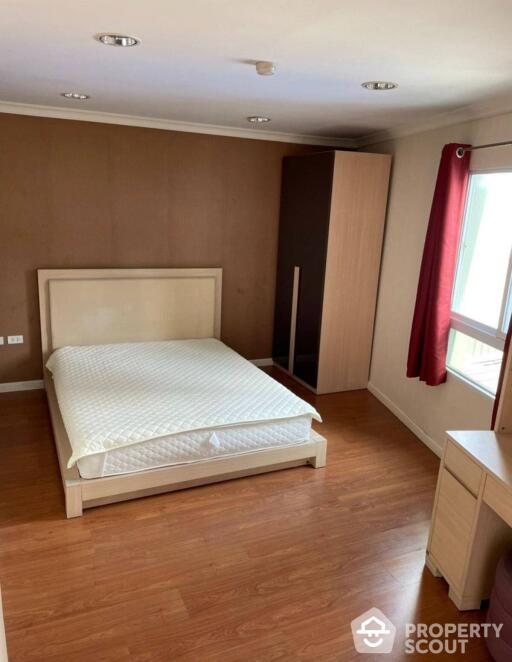 1-BR Condo at Lumpini Suite Sukhumvit 41 near BTS Phrom Phong