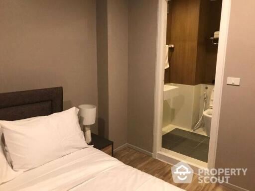 2-BR Condo at Blossom Condo @ Sathorn-Charoenrat near BTS Surasak