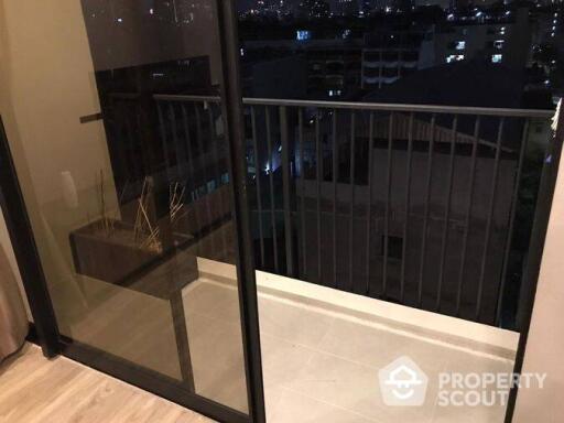 2-BR Condo at Blossom Condo @ Sathorn-Charoenrat near BTS Surasak