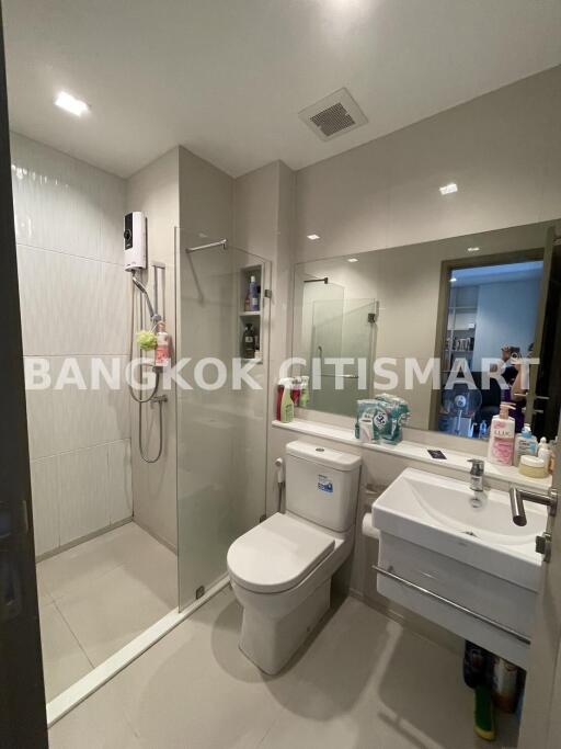 Condo at Life Asoke-Rama 9 for sale