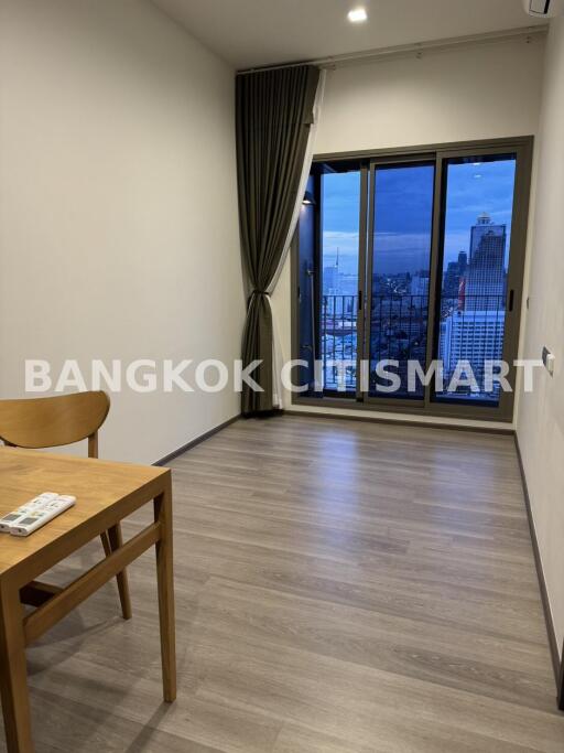 Condo at RHYTHM Charoenkrung Pavillion for sale