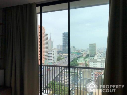 1-BR Condo at Noble Revo Silom near BTS Surasak