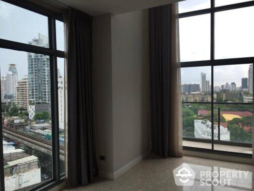 2-BR Duplex at The Crest Sukhumvit 34 near BTS Thong Lor