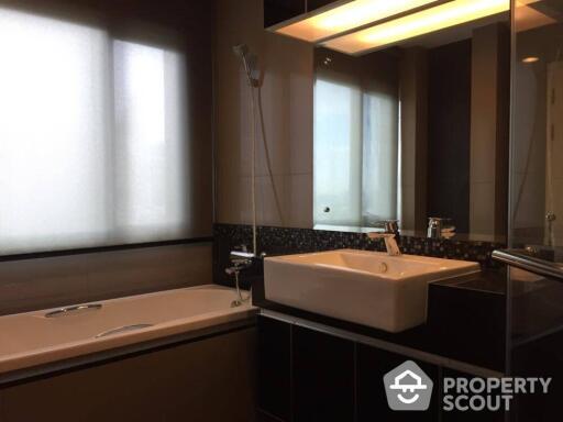 2-BR Duplex at The Crest Sukhumvit 34 near BTS Thong Lor