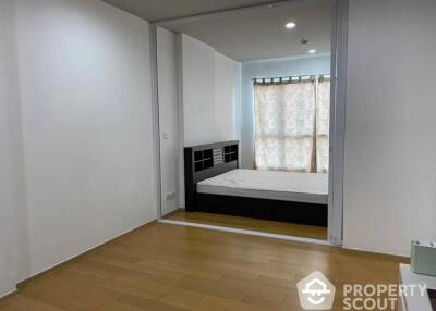 1-BR Condo at Hive Sathorn near BTS Krung Thon Buri