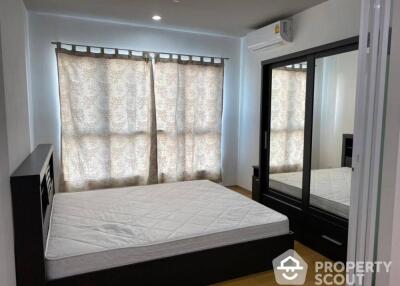 1-BR Condo at Hive Sathorn near BTS Krung Thon Buri