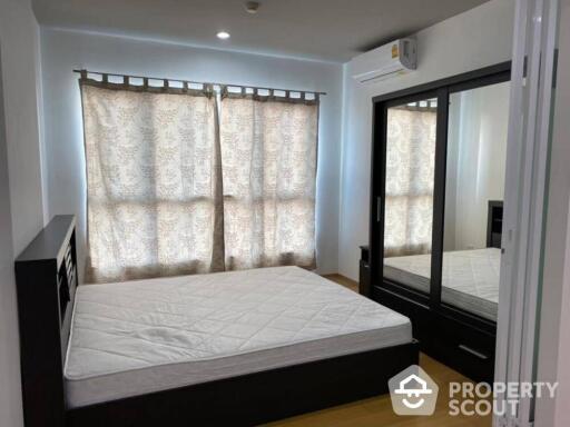 1-BR Condo at Hive Sathorn near BTS Krung Thon Buri