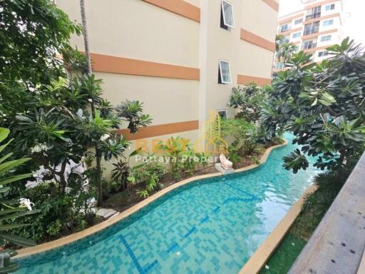 2 Bedrooms Condo in Park Lane Jomtien C012021