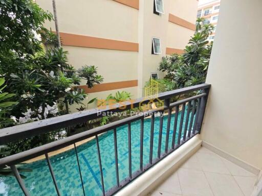 2 Bedrooms Condo in Park Lane Jomtien C012021