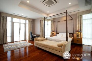 4-BR House at Baan Sansiri Sukhumvit 67 near BTS Phra Khanong